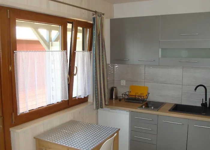 Domki-Apartamenty HALS